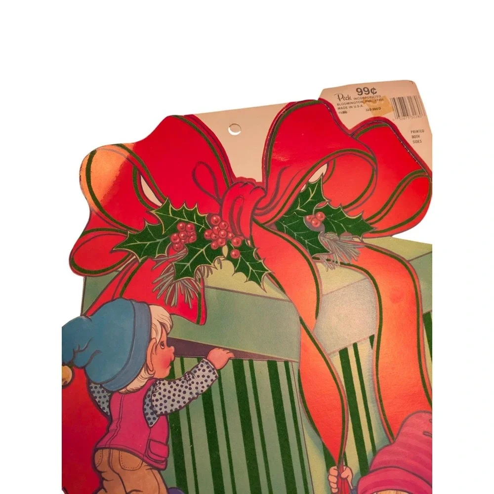 CLEARANCE! Christmas‎ Cutout Wall Decoratipn Gift Elf Scissors Holly Bow  Lot 2